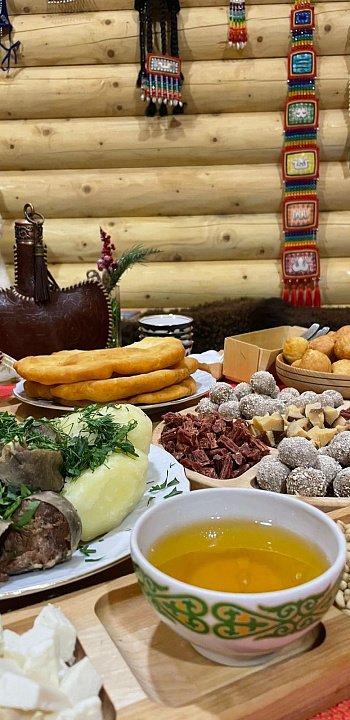 Экскурсия с национальным обедом на Алтае