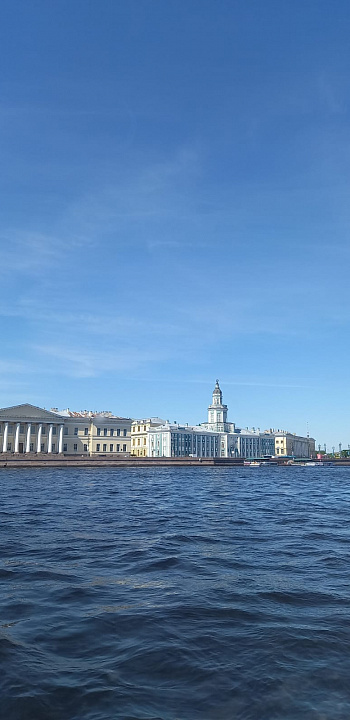 Петербург — водная стихия. Прогулка по набережной Невы